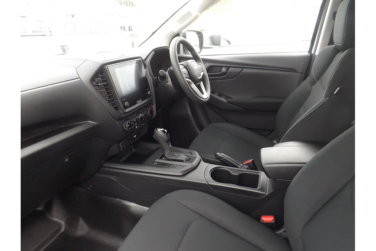 2025 Isuzu D-MAX SX High Ride Rear Wheel Drive