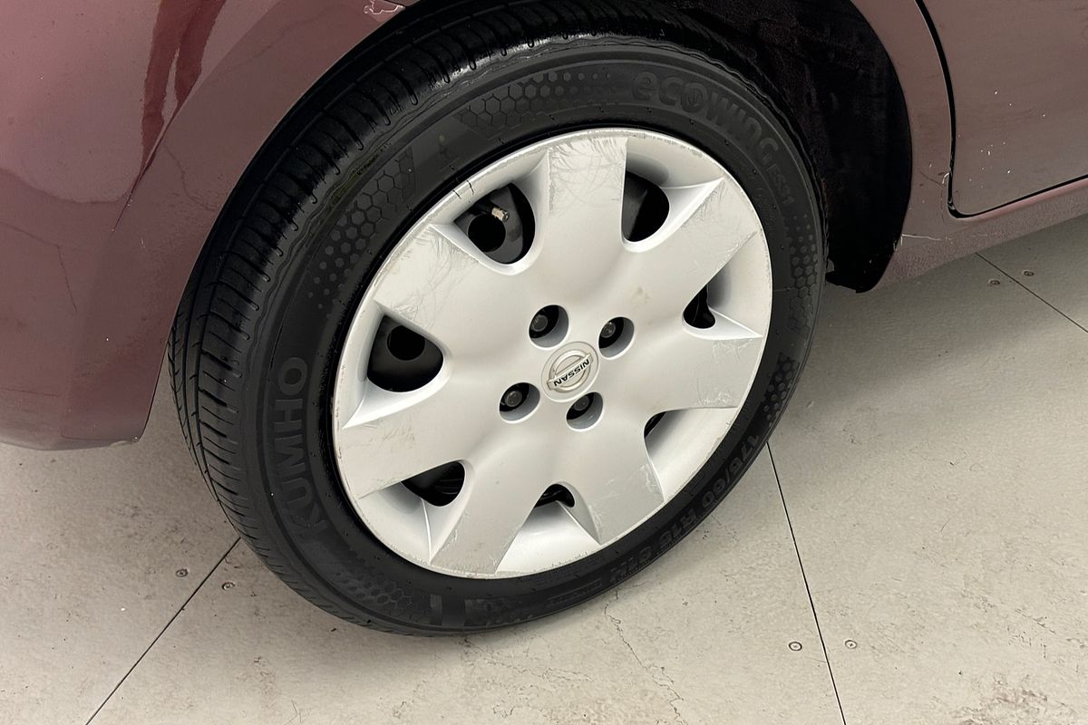 2012 Nissan Micra ST-L K13