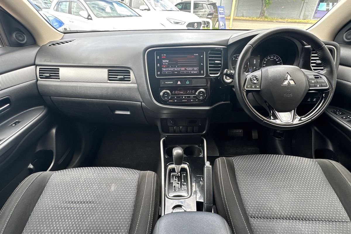 2017 Mitsubishi Outlander LS ZK