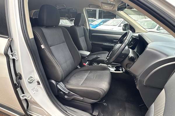 2017 Mitsubishi Outlander LS ZK