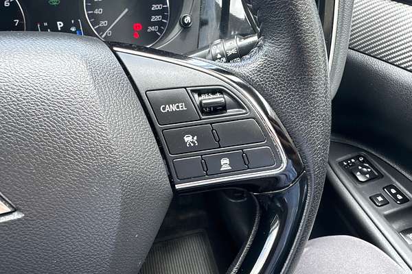 2017 Mitsubishi Outlander LS ZK