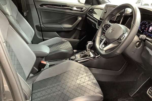 2023 Volkswagen T-Roc 140TSI R-Line D11