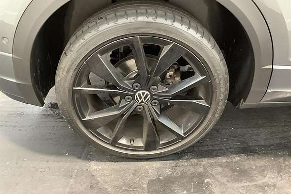 2023 Volkswagen T-Roc 140TSI R-Line D11