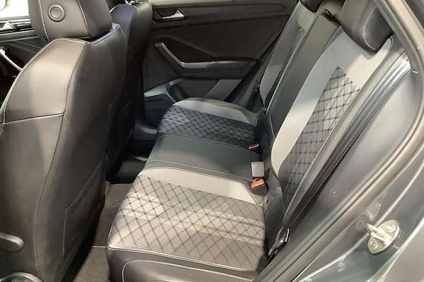 2023 Volkswagen T-Roc 140TSI R-Line D11