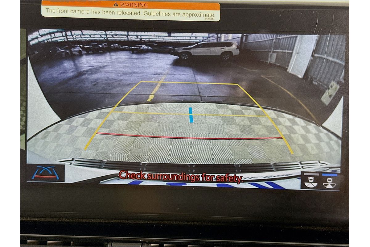 2023 Toyota Landcruiser Sahara FJA300R