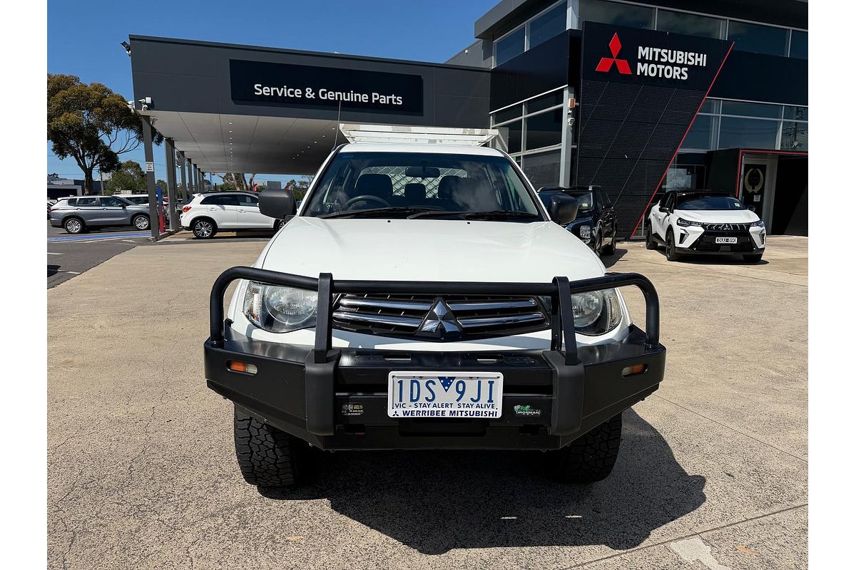 2014 Mitsubishi Triton GLX MN 4X4