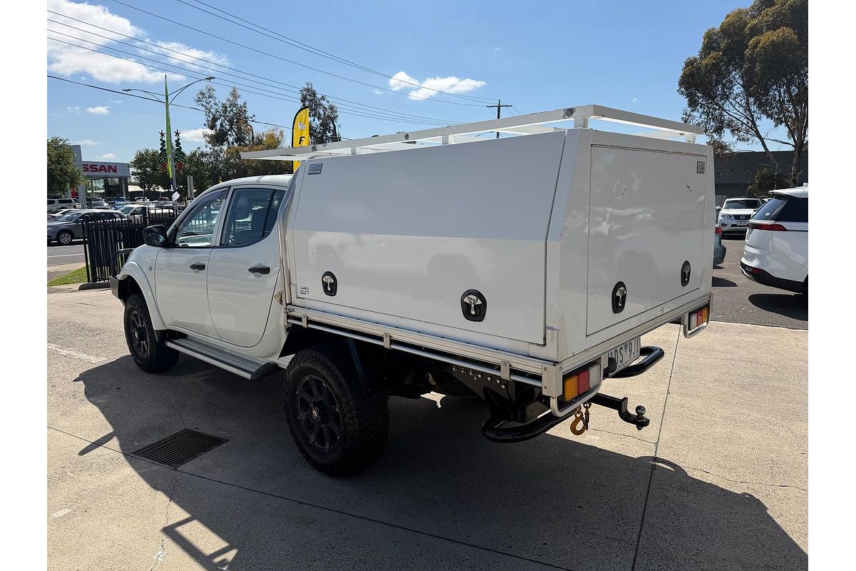 2014 Mitsubishi Triton GLX MN 4X4