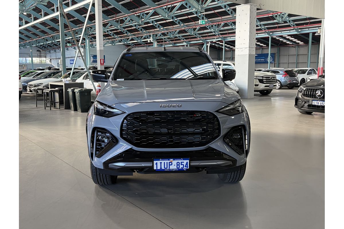 2025 Isuzu MU-X X-TERRAIN