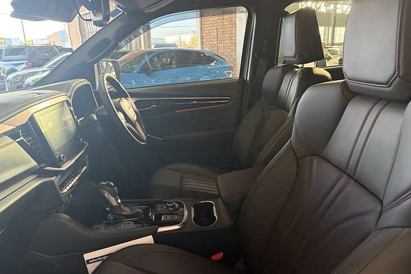 2025 Isuzu MU-X X-TERRAIN