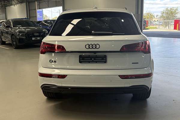 2024 Audi Q5 45 TFSI Dynamic Black FY