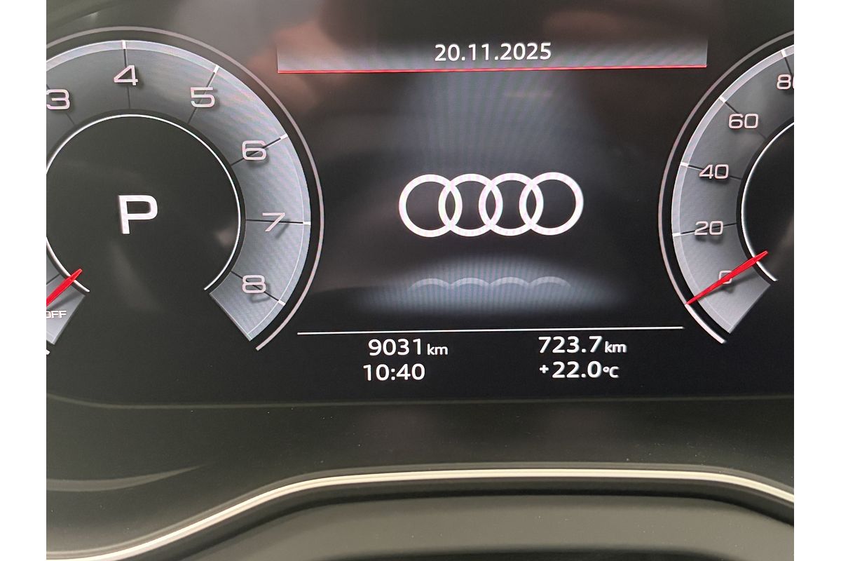 2024 Audi Q5 45 TFSI Dynamic Black FY