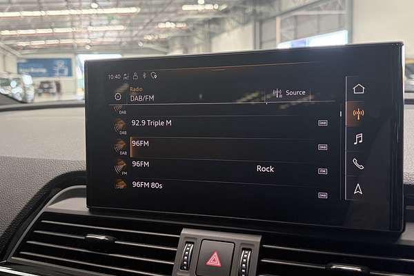 2024 Audi Q5 45 TFSI Dynamic Black FY