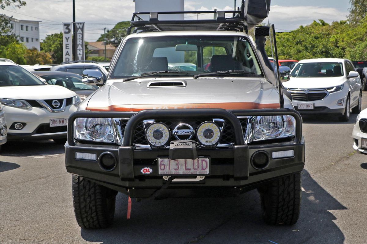 2005 Nissan Patrol ST GU IV