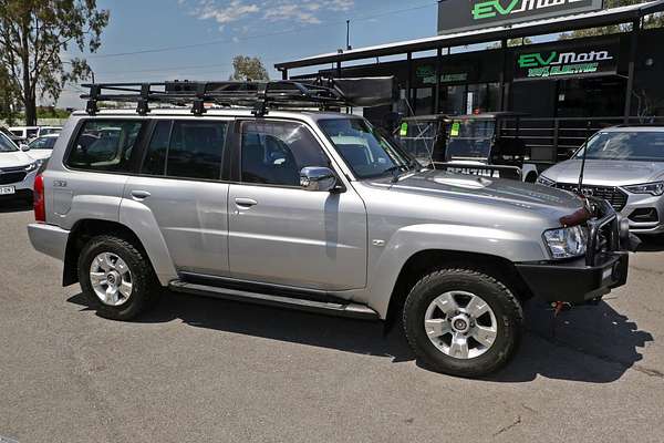 2005 Nissan Patrol ST GU IV