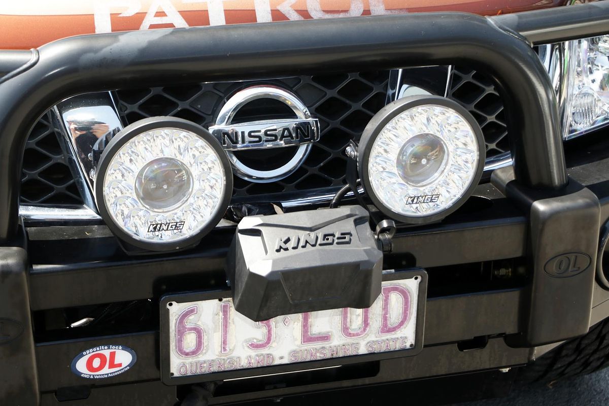 2005 Nissan Patrol ST GU IV