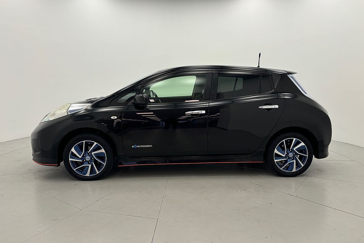 2015 Nissan LEAF  ZE0