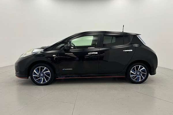 2015 Nissan LEAF  ZE0