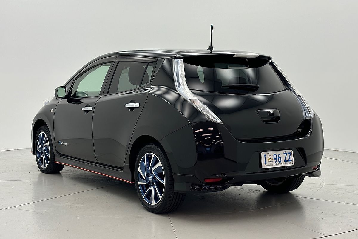 2015 Nissan LEAF  ZE0