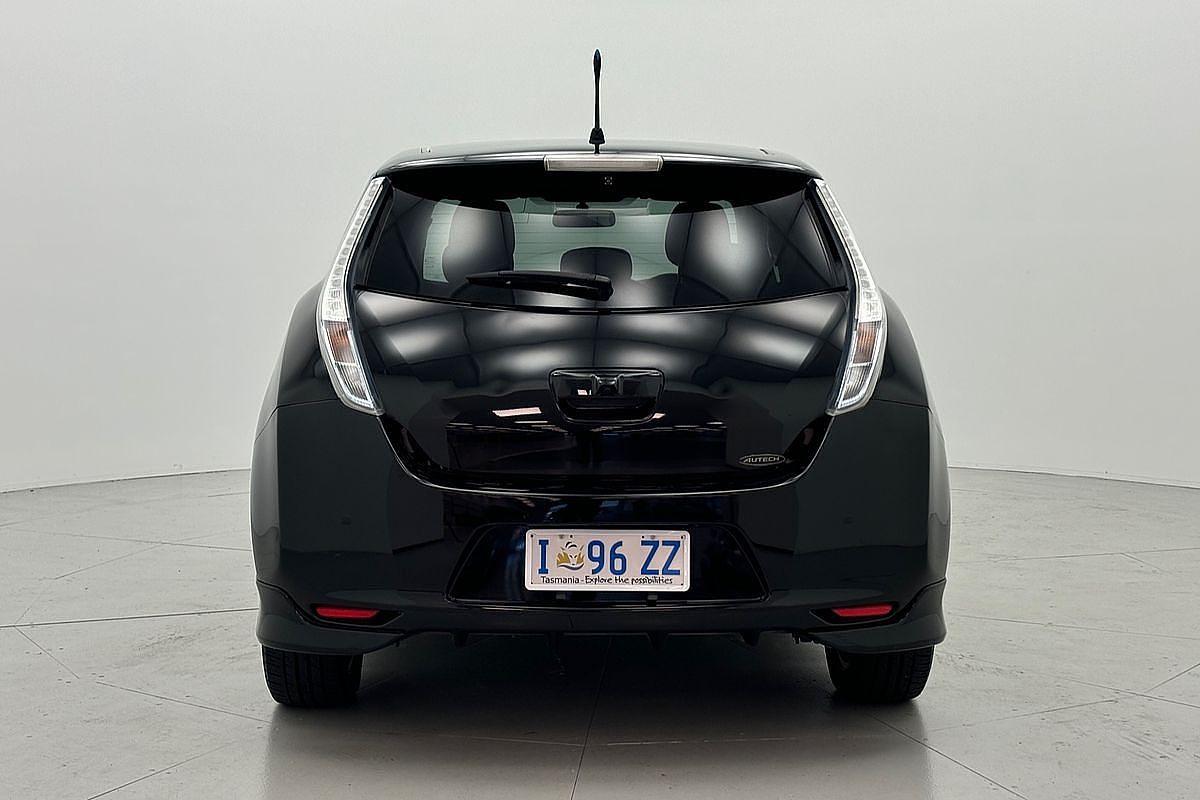 2015 Nissan LEAF  ZE0