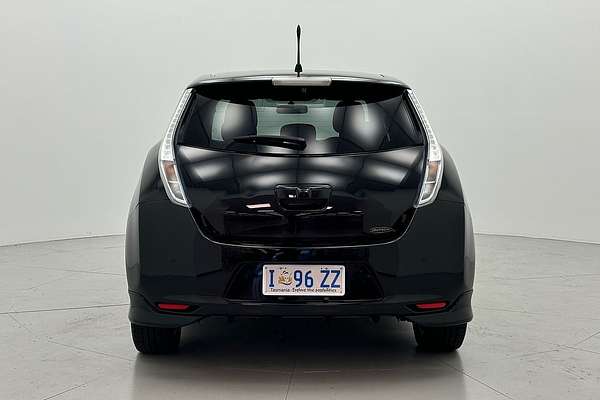 2015 Nissan LEAF  ZE0