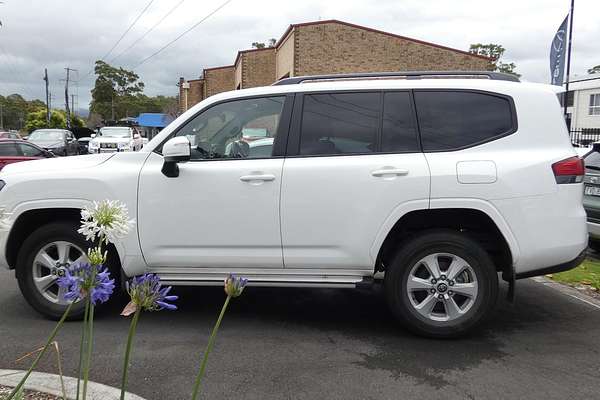 2023 Toyota Landcruiser GXL FJA300R