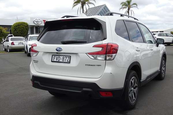 2023 Subaru Forester 2.5i S5