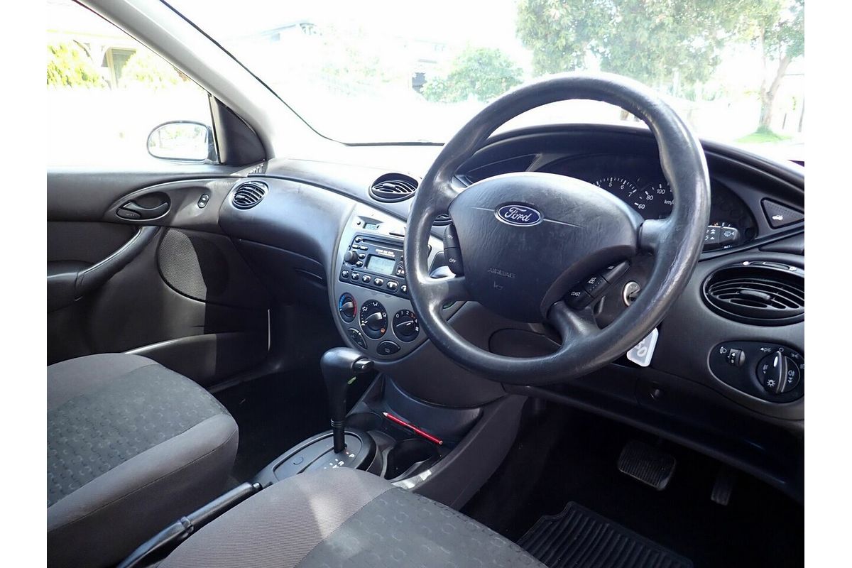 2004 Ford Focus LX LR
