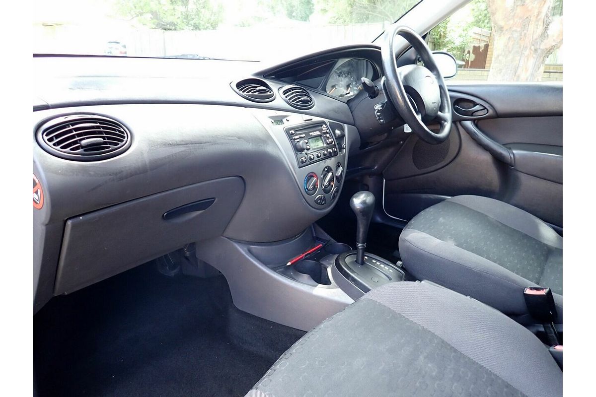 2004 Ford Focus LX LR