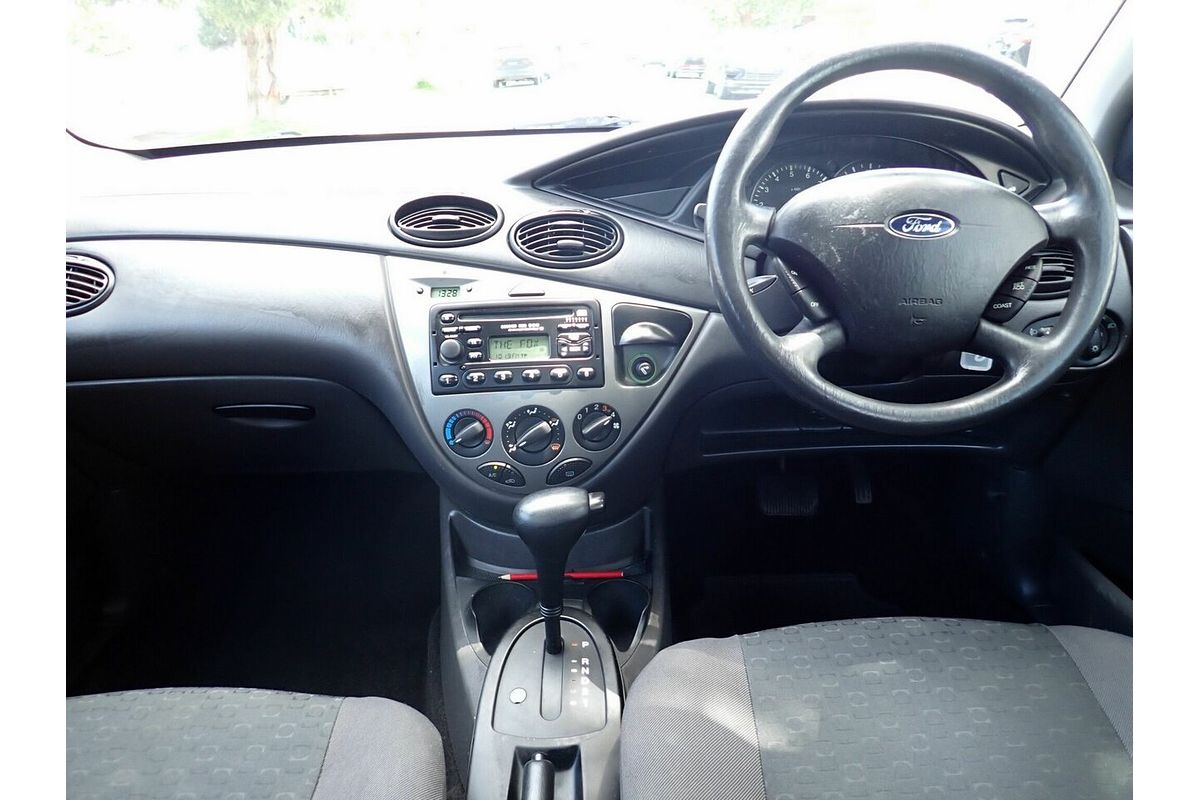 2004 Ford Focus LX LR