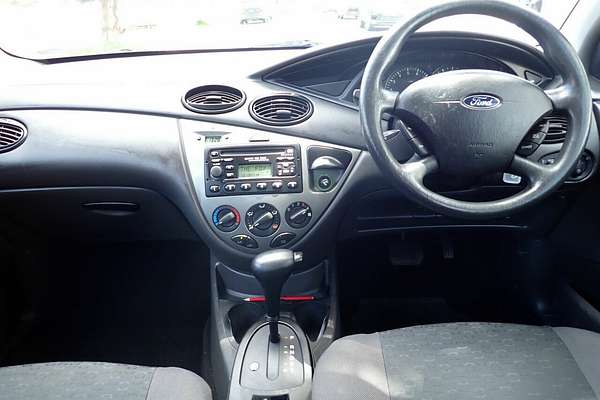2004 Ford Focus LX LR