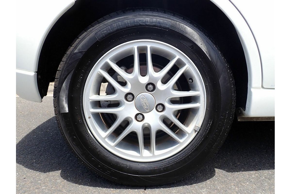 2004 Ford Focus LX LR