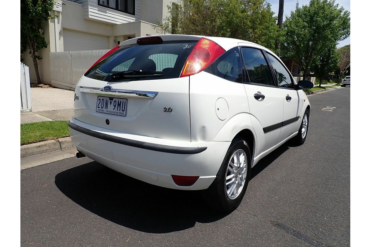 2004 Ford Focus LX LR