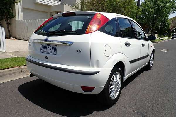 2004 Ford Focus LX LR