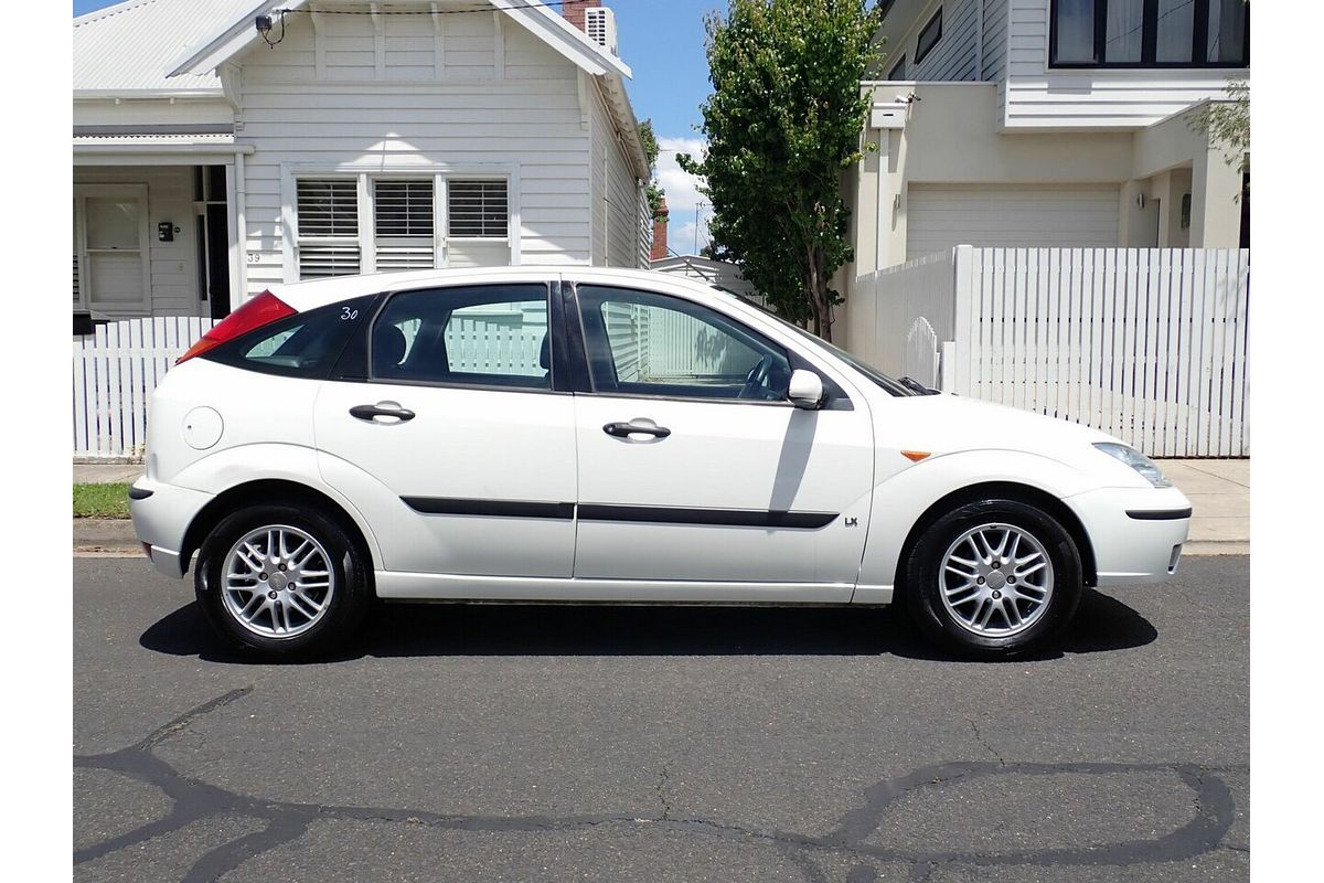 2004 Ford Focus LX LR