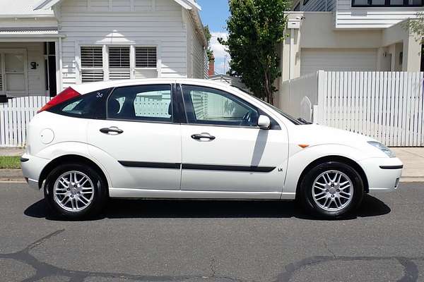 2004 Ford Focus LX LR