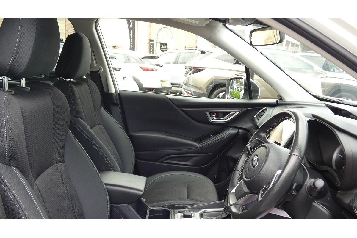 2023 Subaru Forester 2.5i S5