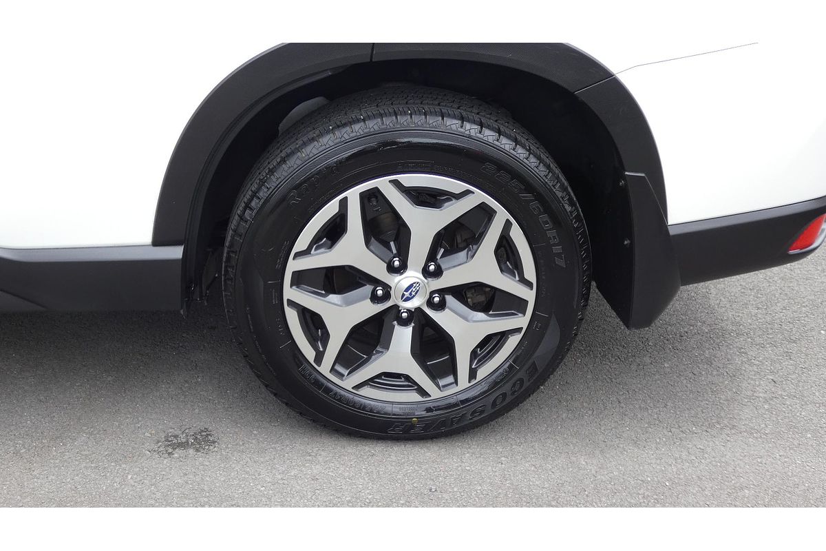 2023 Subaru Forester 2.5i S5