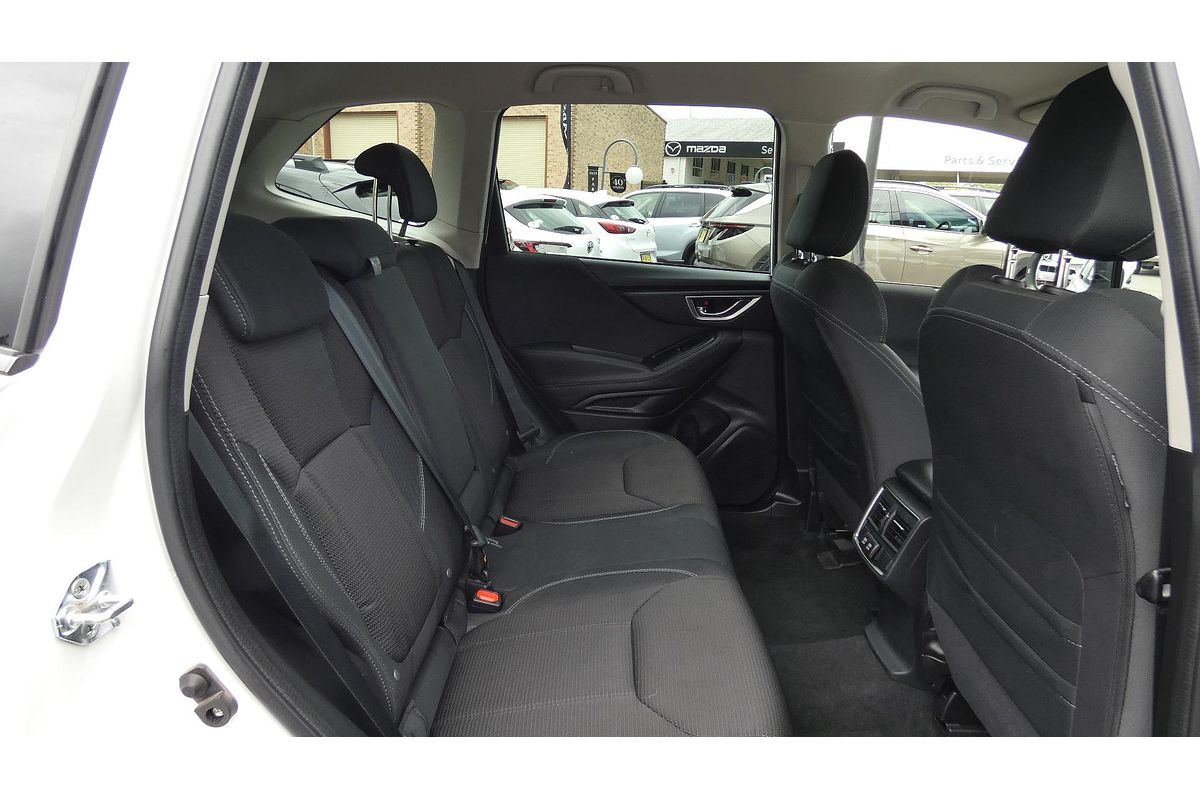 2023 Subaru Forester 2.5i S5