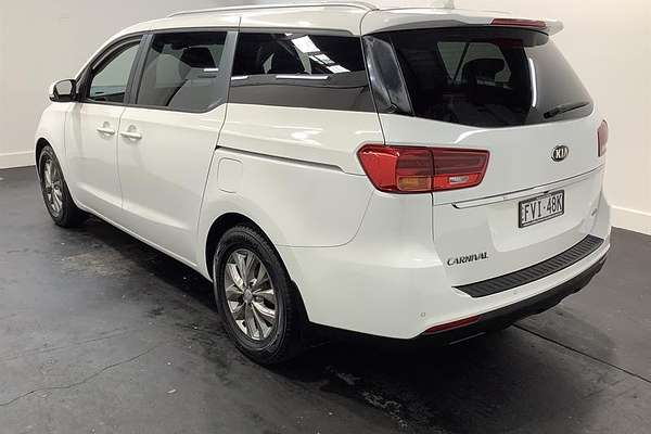 2018 Kia Carnival Si YP