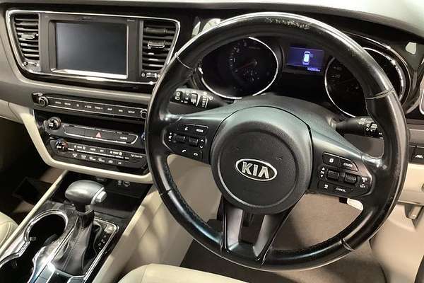 2018 Kia Carnival Si YP