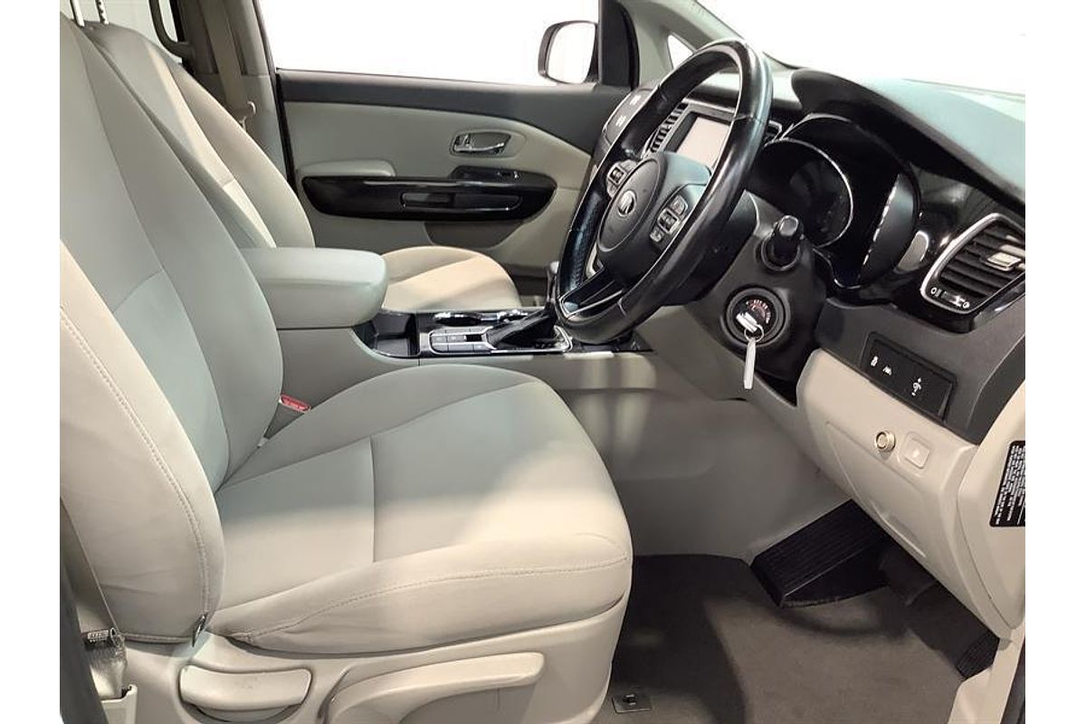 2018 Kia Carnival Si YP