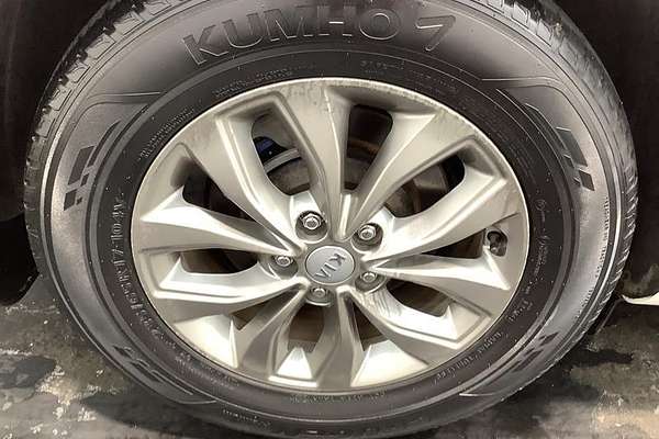 2018 Kia Carnival Si YP