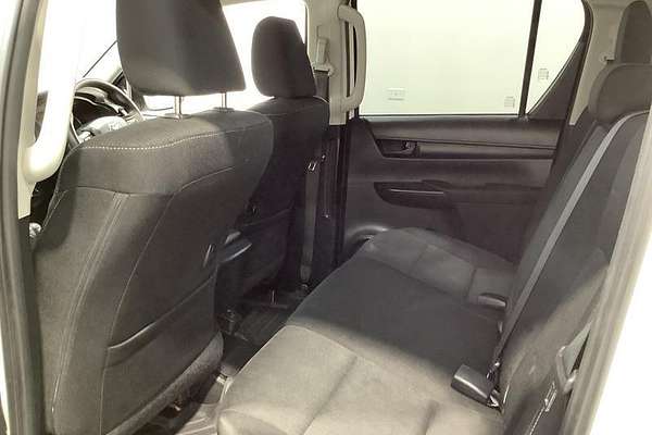 2020 Toyota Hilux SR GUN126R 4X4