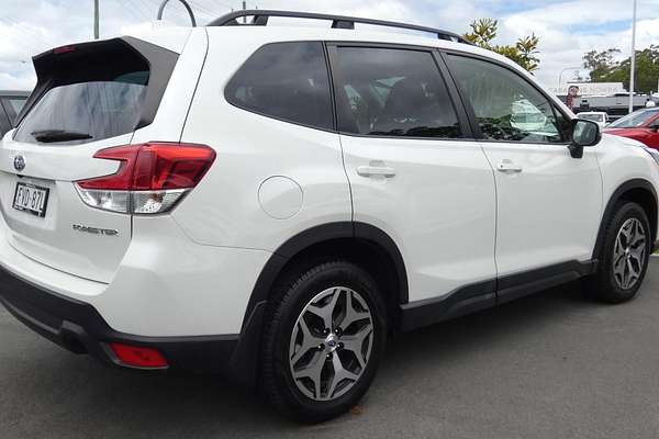 2023 Subaru Forester 2.5i S5