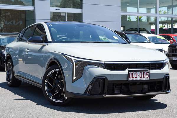 2025 Kia K4 GT-Line CL4m