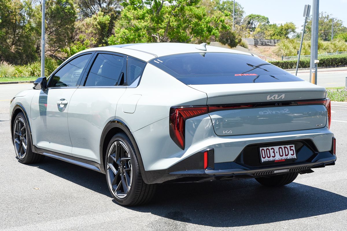 2025 Kia K4 GT-Line CL4m