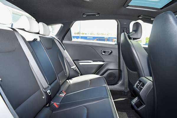 2025 Kia K4 GT-Line CL4m