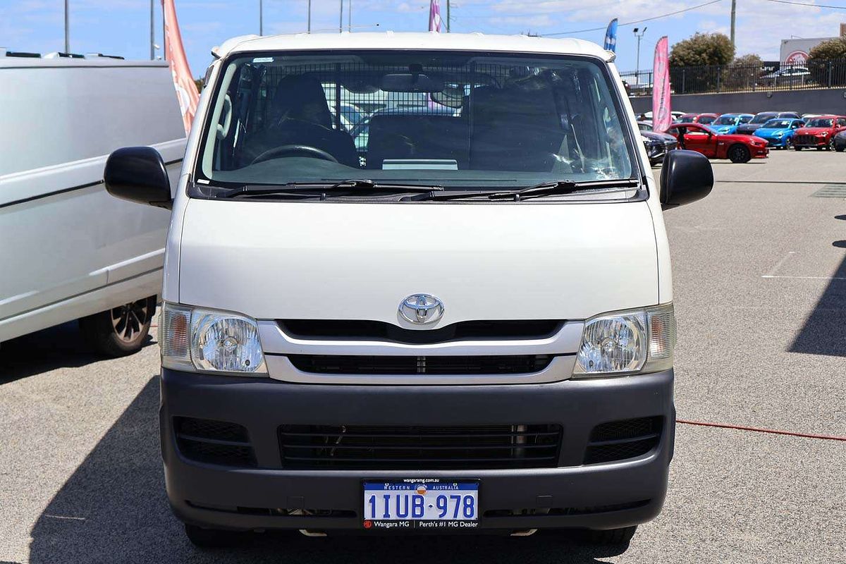 2009 Toyota Hiace KDH201R LWB