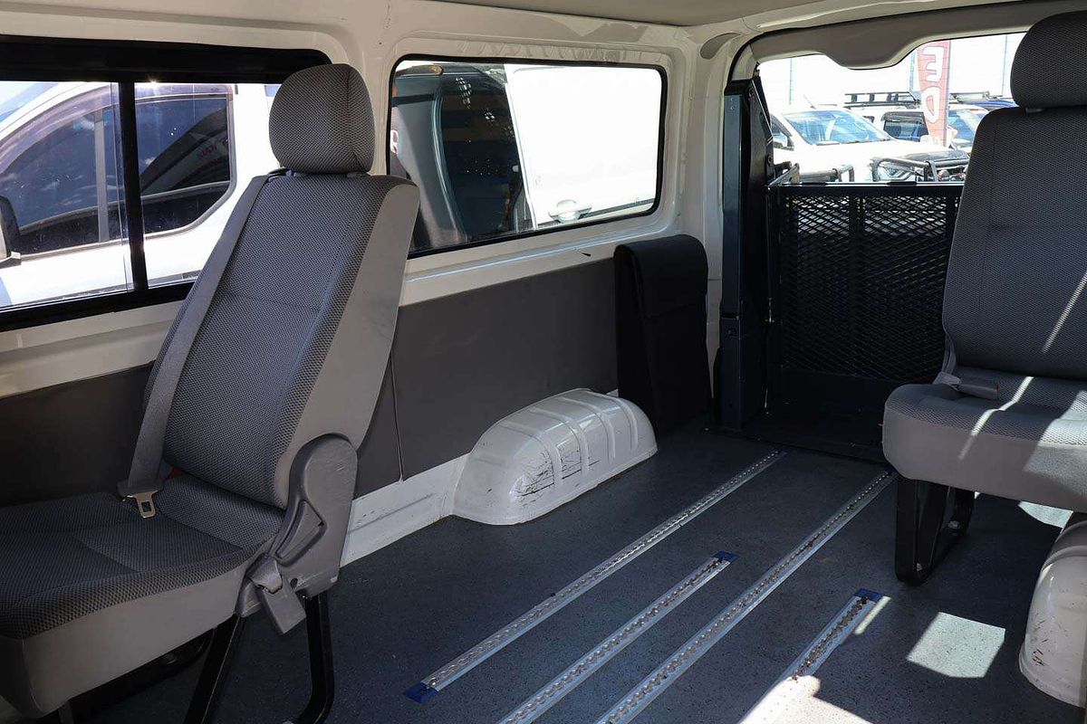 2009 Toyota Hiace KDH201R LWB