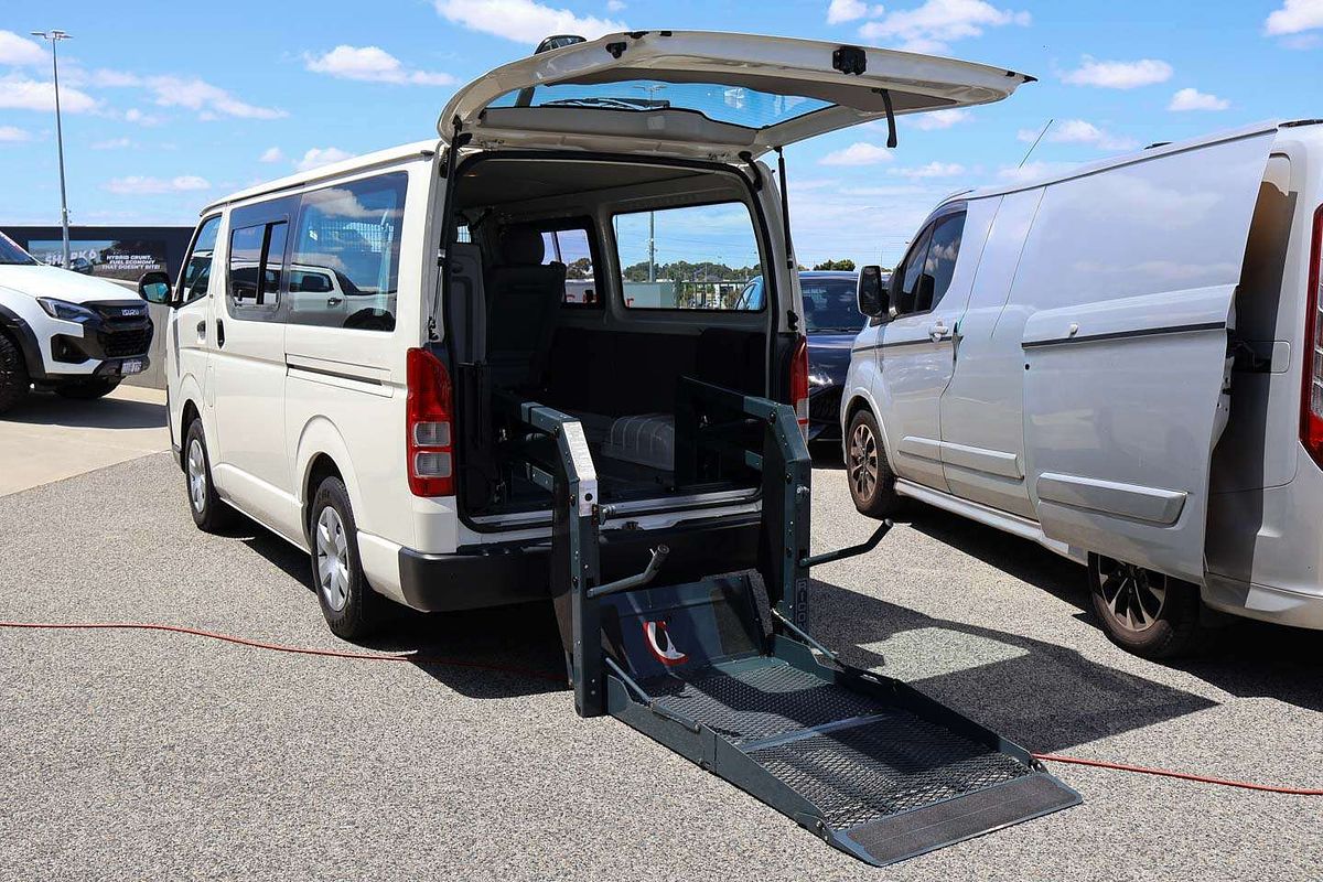 2009 Toyota Hiace KDH201R LWB